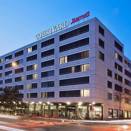 Courtyard By Marriott Zurich North Hotell Exteriör bild