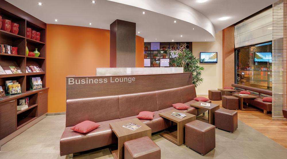 Courtyard By Marriott Zurich North Hotell Exteriör bild