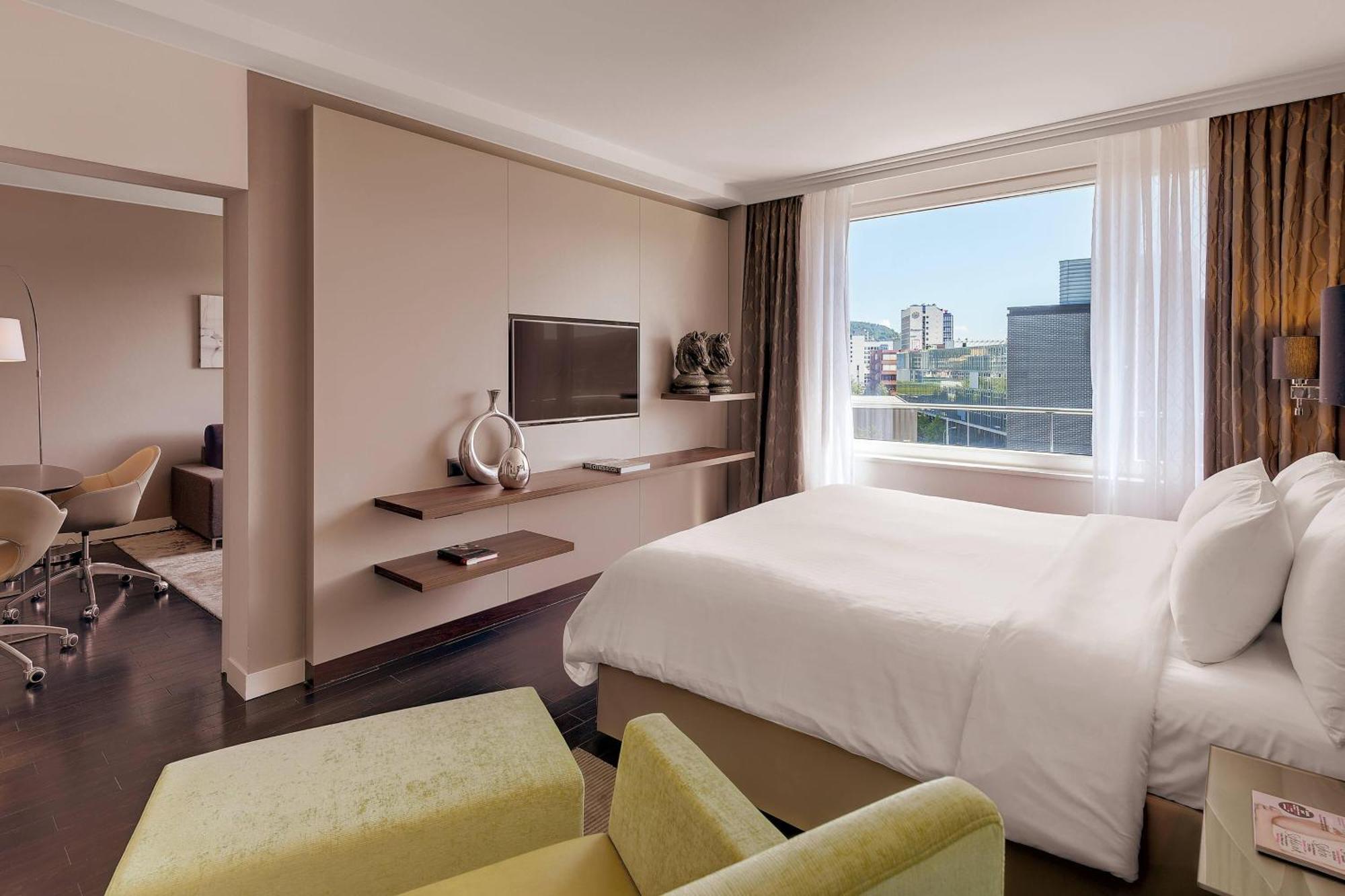 Courtyard By Marriott Zurich North Hotell Exteriör bild