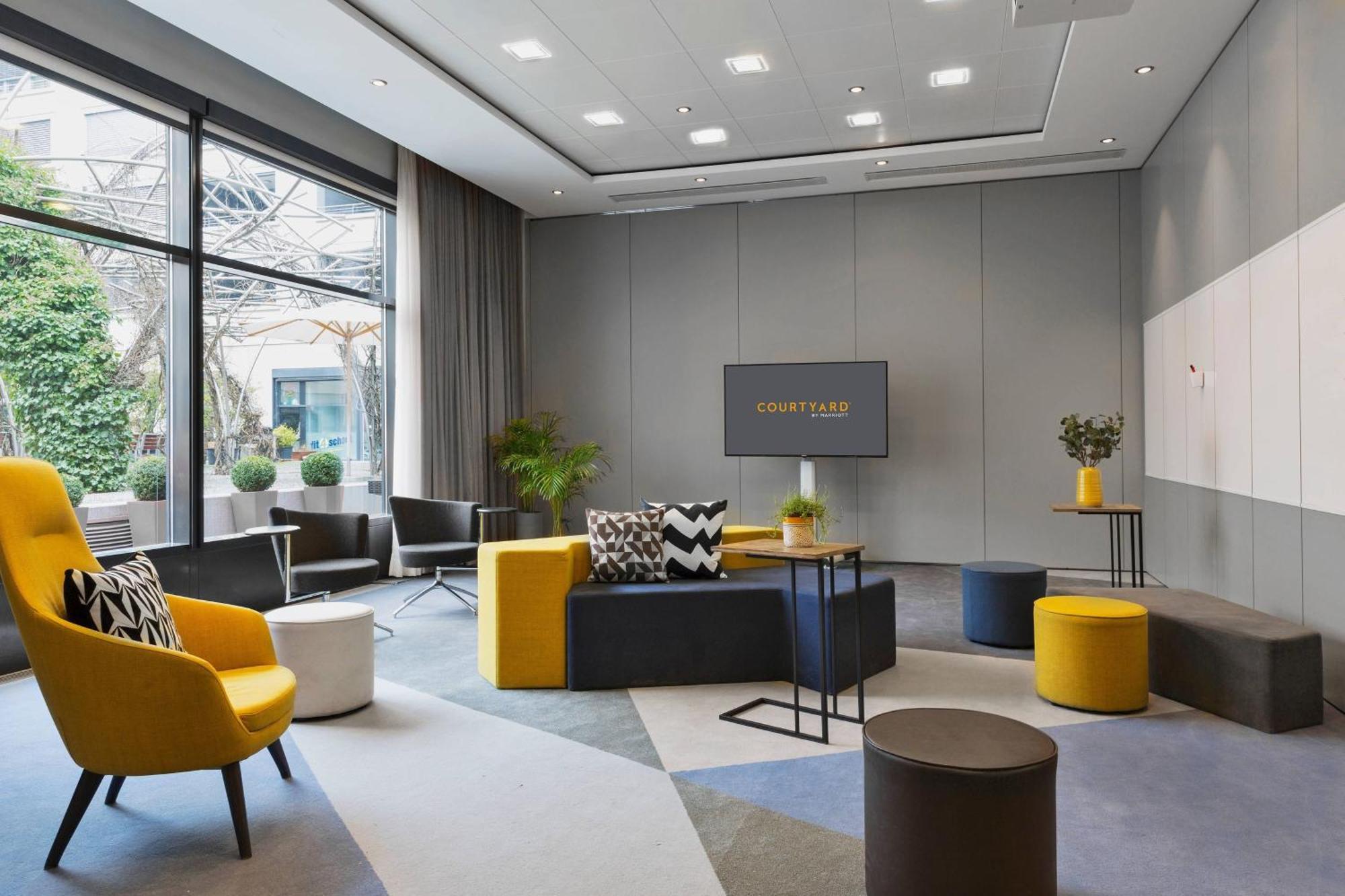 Courtyard By Marriott Zurich North Hotell Exteriör bild