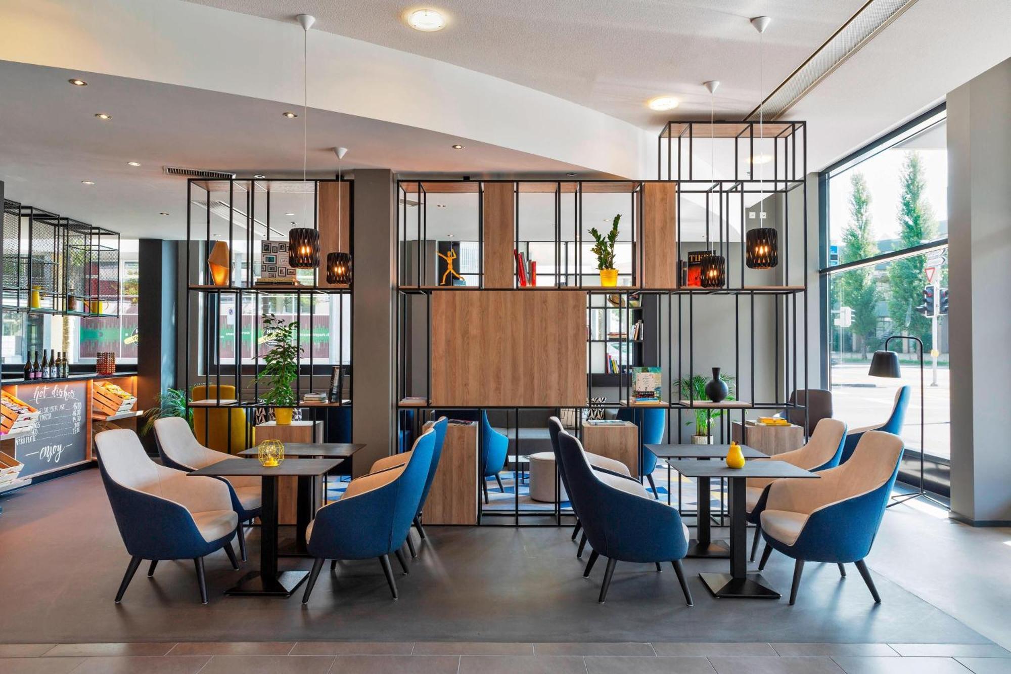 Courtyard By Marriott Zurich North Hotell Exteriör bild