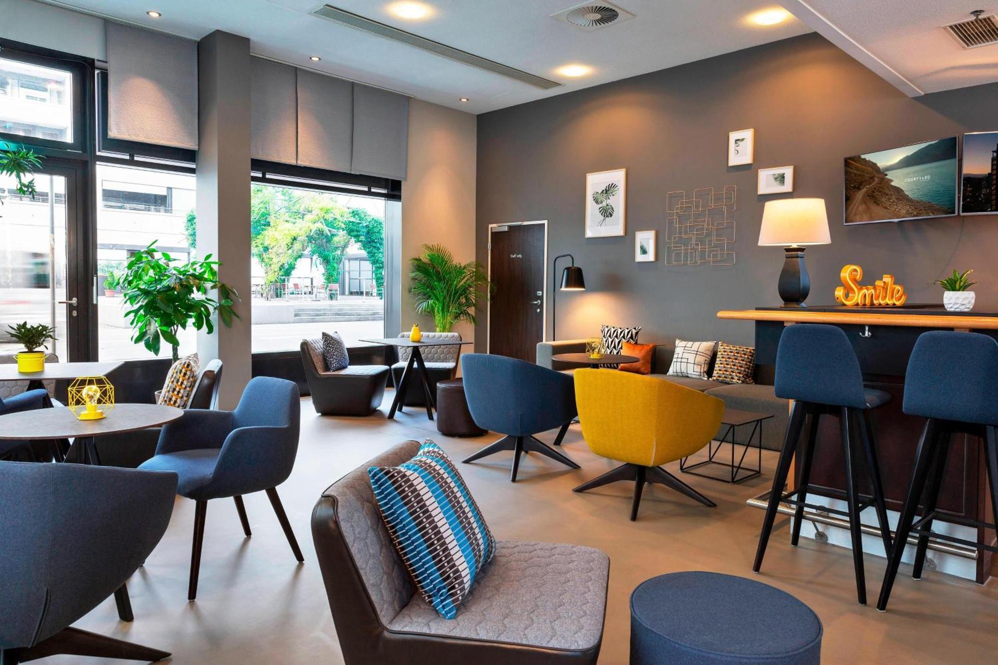 Courtyard By Marriott Zurich North Hotell Exteriör bild