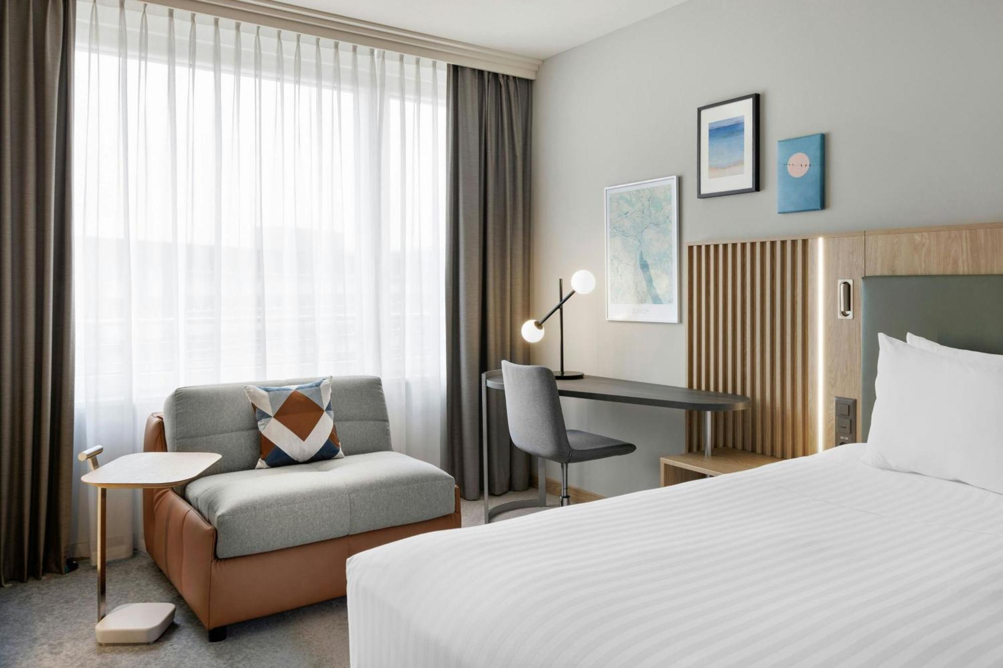 Courtyard By Marriott Zurich North Hotell Exteriör bild