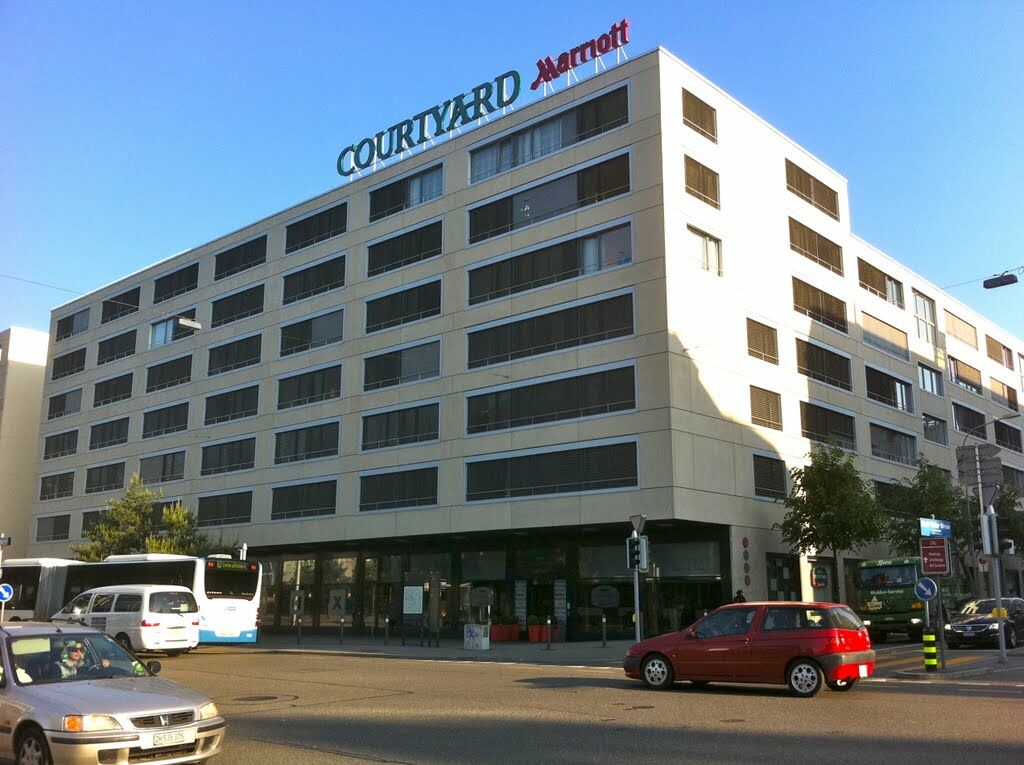 Courtyard By Marriott Zurich North Hotell Exteriör bild